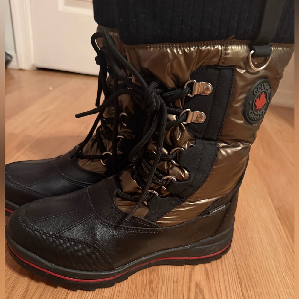 Cougar Women’s Black and Gold Rain & Snow Boots